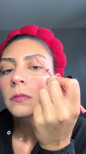 Natural Eyebrow Tutorial & Routine
