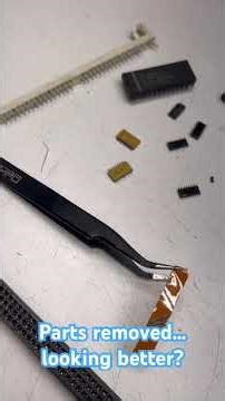 Starting the repair of Dave‘s Vintage Apple Tech's battery-damaged Mac SE/30 #macrepair #vintagemac