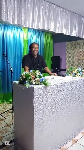 Na aumai e le Misionare iā Iōane Viliamu le Talalelei i Samoa. Missionary John Williams brought the Gospel to Samoa. 📖 Pastor Isaac Warren. ROMA, 10:14 [14] O lenei, pe fa'apefea ona latou vala'au atu i le ua latou le fa'atuatua i ai? Romans 10:14 NIV [14] How, then, can they call on the one they have not believed in? #UpuALeAtua #ViiaTamā | JAY BROWN : Fa’amālosi’au & Fa’asoa fa'aleagaga