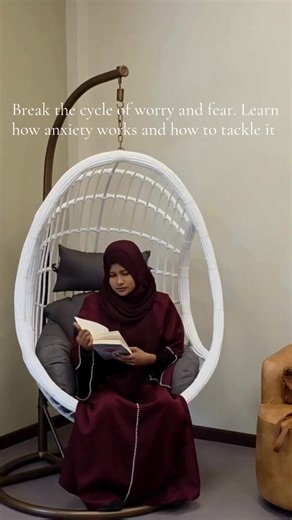 Book of the Week! Unwinding Anxiety – Dr. Judson Brewer An eye-opening look at why anxiety keeps returning and how we can learn to let it go. This book explores the science behind anxious habits and shows how small changes in awareness can make a big difference. Ideal for anyone seeking practical steps to calm the mind, reduce stress, and regain control over daily worries. | Kulhudhuffushi Public Library