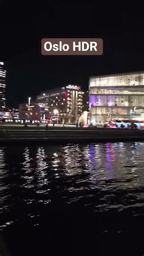 Real HDR footage from Oslo at night before Christmas 🎄