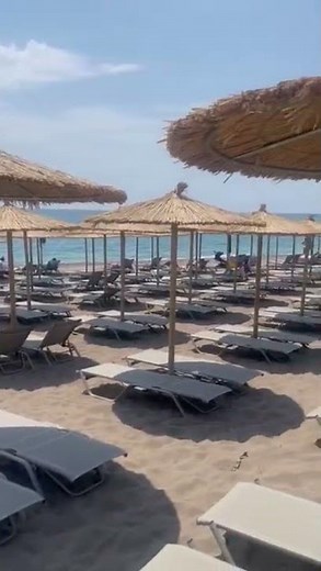 Blue Sea Island ****+