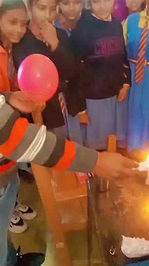 Rakesh Vishwakarma on Instagram: "हम अपने बच्चों को पढ़ाते भी हैं और प्रयोग करके सिखाते भी हैं।#science #practical #physics #science practicals #chemistr #air pressure"