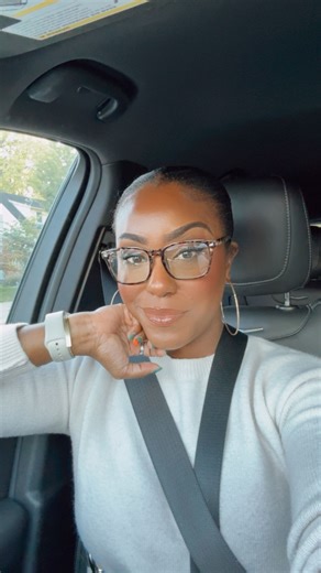 Erica on Instagram: "Get them out of here! 👎🏾🚫🙅🏾‍♀️ #runningcommunity #runnersofinstagram #runninglife #runninghumor #blackgirlswhorun #runhappy #runningmama #runningisfun #runningislife #runhumor #illinoisrunner"