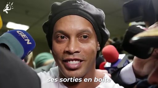 Ronaldinho : la Carrière Incroyable du plus Grand Magicien du Foot ⚽‍♂️
