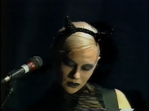 Smashing Pumpkins - Live at Dublin’s Olympia Theatre, 1998.