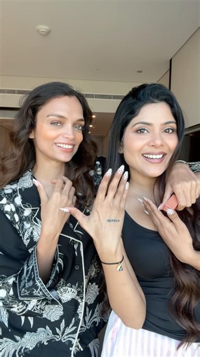 Colour theory ❤️ Maybelline sunkisser 02 uptown glow on two Indian skin tones