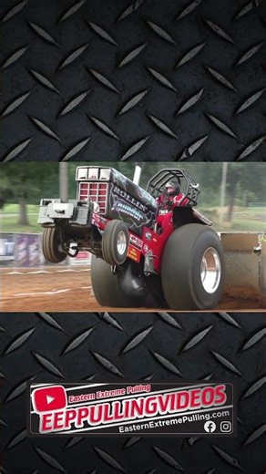 ROLLIN' THUNDER! #tractor #diesel #tractorpulling