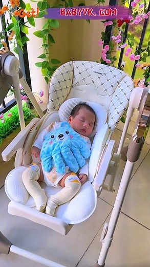 Automatic Baby Soothing Hand – Gently Pats Baby to Sleep #BabySleep