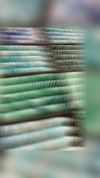 What a busy week making these hand dipped marble taper candles at Wacky wax ❤️ #dipdyecandles #candletok #marbledcandles #colorfuldecor #tapercandles #wackywaxcandles #colorfulhome #homedecor#summervibes #CapCut