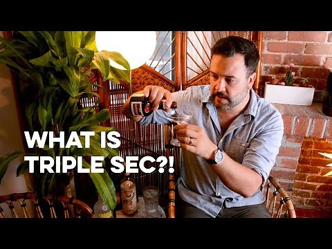 What is Triple Sec? | Guide to Drinking