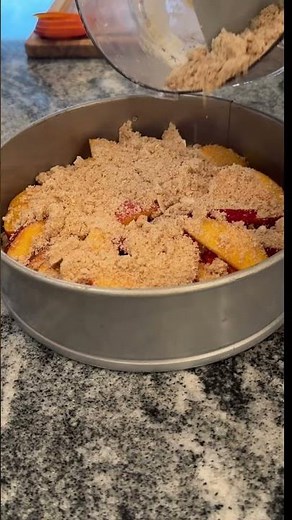 Easy Peach Crumble Cake Recipe 🍑 Perfect for Summer Peach Season