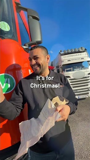 A small surprise for drivers on the Road, Happy Holidays from Renault Trucks