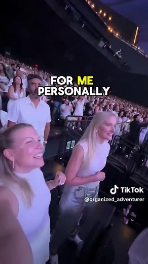 Best Seats at Las Vegas Sphere: Front Row vs Back Row
