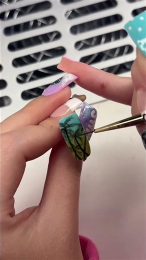 2016 palm tree nail tutorial! comment what other designs i should add #short #shorts #skibikaka