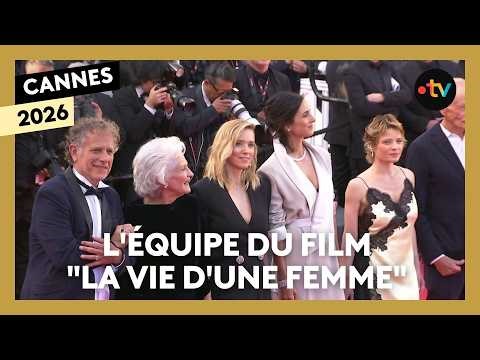 #Cannes26. L'équipe du film "La vie d'une femme" monte les marches