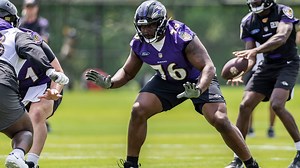 10 Questions: Who Will Win the Left Guard Battle?