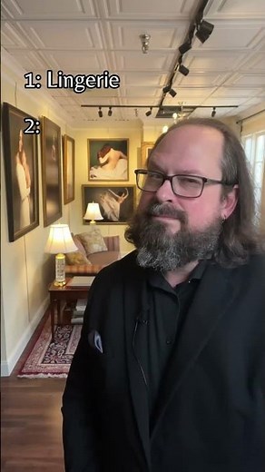 The 4 most common things people wear for a boudoir photo shoot in my studio