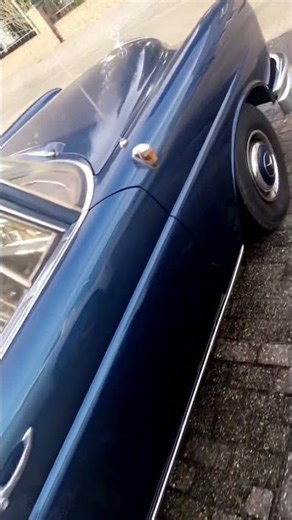 OLD MERCEDES BENZ 230S #oldclassic #mercedes #oldmercedes