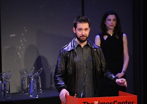 Reddit Notes Will Allow Active Users to “Own Some of Reddit”