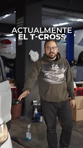 ¿Tienes un VW T-Cross y sientes una vibración extraña a más de 80 km/h? No estás solo. En este video, te mostramos cómo un diagnóstico de ingeniería real reveló que el problema no era lo que parecía. La causa: discos y tambores pandeados. En EA Engineering, no solo cambiamos piezas, encontramos el origen del problema. ¡No dejes que una mala reparación te cueste más! Agenda un diagnóstico certero con nosotros. #VWTCross #DiagnosticoAutomotriz #EAEngineering #IngenieriaReal #Quito | EA Engineering
