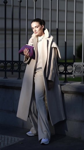 Discover it all at Max Mara! 🛍️ Enjoy an extended Black Friday sale with 40% off fall/winter styles. plus an extra 30% off. Save 20% on one coat, or indulge with 30% off when you buy two or more. Shop now and elevate your wardrobe! #MaxMara #BlackFridayDeals #outletpremium #fw22collection