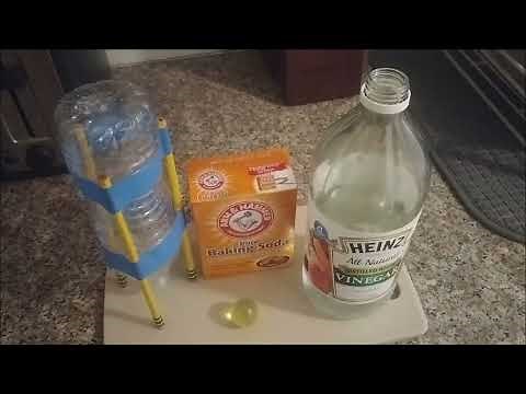 Bottle Rocket: Vinegar & Baking Soda Chemical Reaction Demo