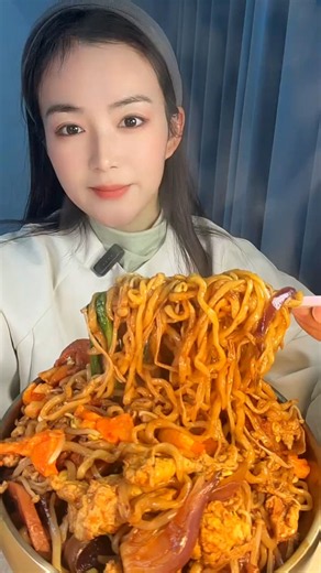 MUKBANG SPICY NOODLES EATING | RAMEN MUKBANG VIDEOS #mukbang #eating #food #asianfood