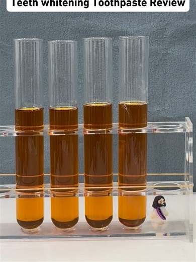 Not sponsored, just my honest experiment! #toothpaste #smile #oralcare #teethwhitening #usas #KUGIG #healthyteeth #whitesmiles #toothpastetest #fyp #oralhealth #usa_tiktok🇺🇸 #teeth #dentalcare