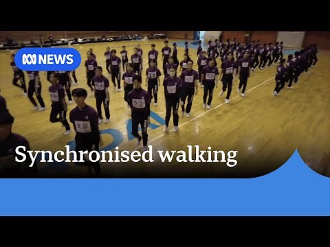 How synchronised walking became a smash hit in Japan | ABC NEWS