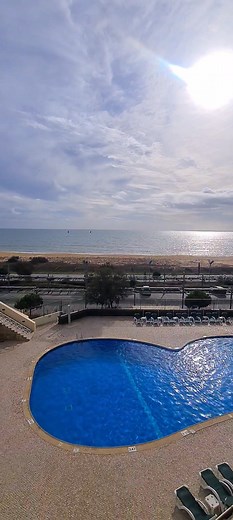 Yes....... I'm now officially bringing chilled Al out for 5 days and locking the crazy one away for some rest and peace 😉... Have a great friday, lovely weekend and see you all soon 🙏 | Alan Stephen Knight