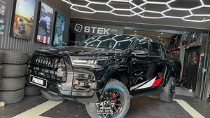 77 reactions · 138 shares | Toyota Hilux Rogue GR Mod-Up Project❗️ #toyota #toyotahilux #hilux #hilux4x4 #exspider4x4 #rollershutter #rollbar #rims #4x4accessories #fangsheng #fangsheng4x4 #fangsheng4x4gurun #fangshengcaracc #fangshenggurun #fsmotorsports #fs4x4 #fyp #viral #viralvideo | FANG SHENG CAR ACC | Facebook