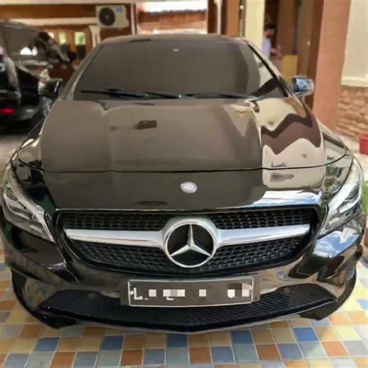 MERCEDES BENZ Clan C117