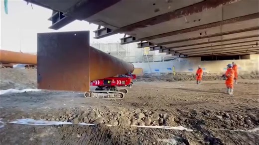 #almacatlantic #almacrawler #almacitalia #materialhandling #multiloader #transporter #trackedcrawler #trackedtransporter | Almac Atlantic