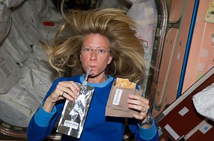 Space food: From creation to consumption
