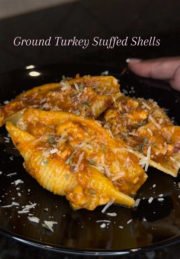 Ground Turkey Stuffed Shells Recipe for Dinner