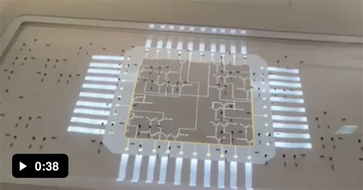A machine that simulates how processors make additions with binaries. - Video