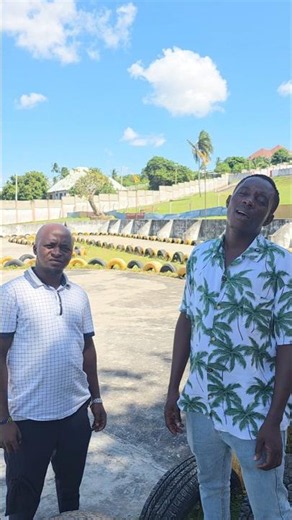 Nimeangusha hela #comedy #vichekesho #funny #viralreels