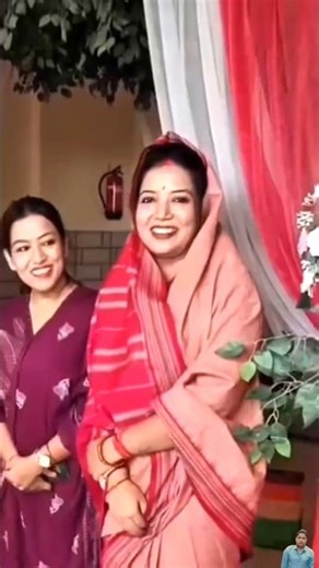 पवन सिंह ऐसा ठुमका लगाकर डांस किये ज्योति सिंह हंसने लगीं #pawansingh #pawan