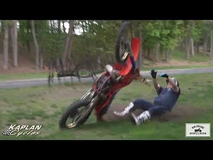 Larry sending it on the CR500 & HUGE crash