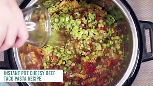 9 QUICK Easy Dinners In 30 Minutes or Less