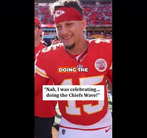 Patrick Mahomes Scares Coach Reid With Chiefs Wave Celebration