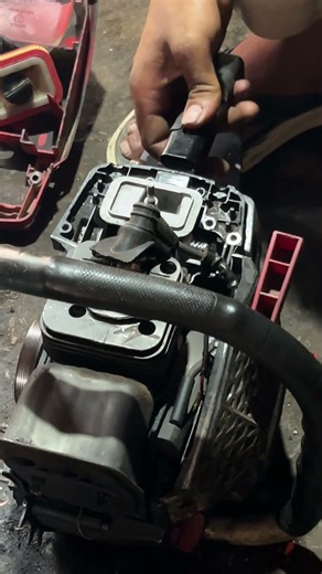 Chainsaw Carburetor adjust #chainsaw #carburetor #repair #diy #shorts