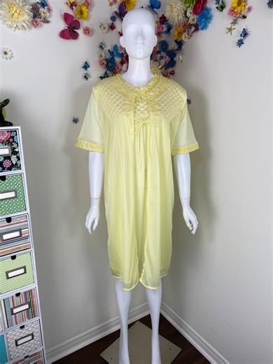 Vintage Nightgown Set VIGNETTE Peignoir Lingerie Robe Set 1960s Yellow Quilted Embroidered Negligee Lounge Set - M - Etsy