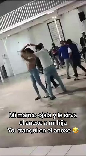 Divertidos momentos en el anexo con mamá y hija