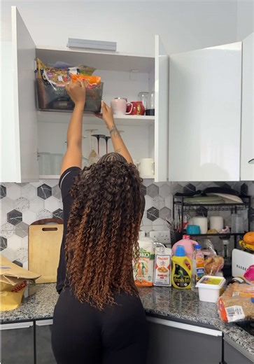 Grocery haul , baking and finally pulling down my Christmas tree . @Dove Kenya @Delamere Farm @Brookside Dairy LTD . . . #fyp #ashleykenya #lifestyle #vlog #ugc