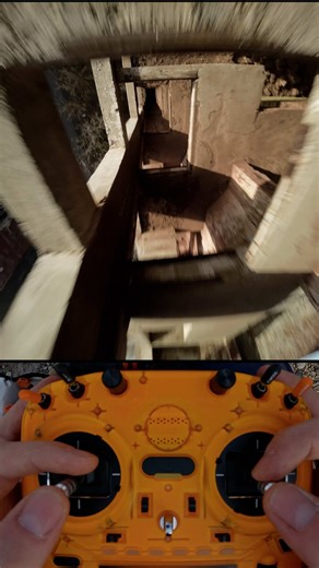 Stress testing my Kayou frame… The gap said NO 😅 Kayoudur holding strong 💪 My Setup ⚙️: Frame: @kayou_frames Kayoudur ESC: @speedybee_fpv BLS 55A FC: @speedybee_fpv F405 V4 Beeper: @viflydrone Vifly Finder v2 Mini Motors: @deepspacefpv Aether 2207.3 VTX: @speedybee_fpv TX800 Camera: @caddxfpv Ratel 2 Props: @gemfanhobby Gemfan MCK V2 51466-3 Lipo: @speedypizzadrones Pro 1350mAh 6s Radio: @radiomasterrc Boxer Goggles: @orqafpv FPV.One Pilot RX: @radiomasterrc RP1 V2 ELRS Stickcam: @goprode Hero