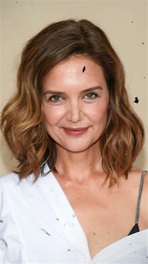 Katie Holmes' Secret Escape Left Hollywood Completely Stunned.