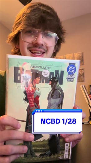 SHOUT OUT @Charli !!!! Met her at my LCS today and it was surreal seeing her outside of a screen #NCBD #comichaul #absolutebatman #comichaul #dccomics