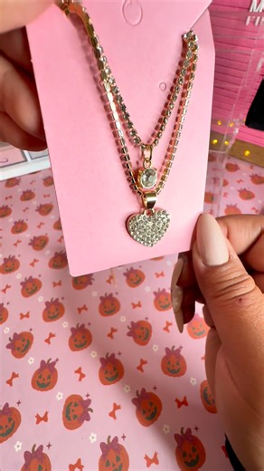 22 reactions | Order #10011630. Thank you for your purchase Daysiree !! Enjoy Free Shipping when you Shop with us at 殺️➡️www.mdeevinebeauty.com. #beautyscoops #asmr #giftideasforher #asmrmakeup #coffeecup #asmr #satisfying #asmrmakeup #makeupaddict #makeup #beautyscoops #mystery #surprisescoops #makeup #makeupmusthaves #viralreelsfacebook #viralpost2025シ #reelstrending #trendingnow | Thee Valdez | Facebook